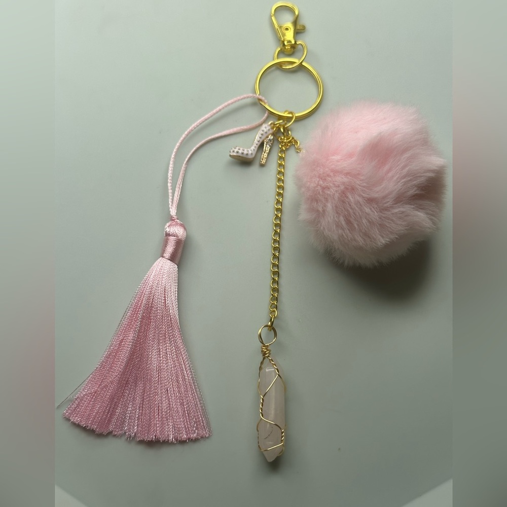 Handmade Keychain with a Rose Quartz Wrapped Crystal Pendant 💖